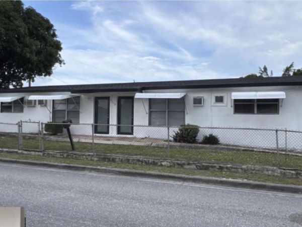 3116 R J HENDLEY Avenue, Riviera Beach, FL 33404