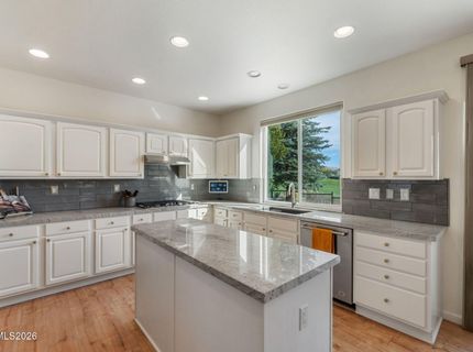 6736 Cinnamon Drive, Sparks, NV 89436 Photo