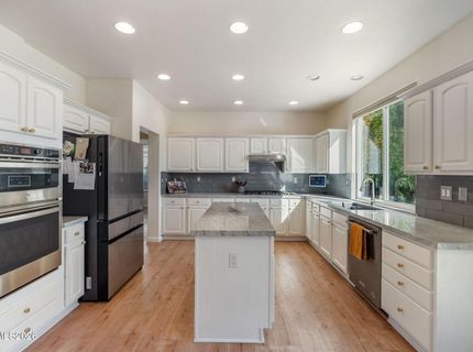 6736 Cinnamon Drive, Sparks, NV 89436 Photo