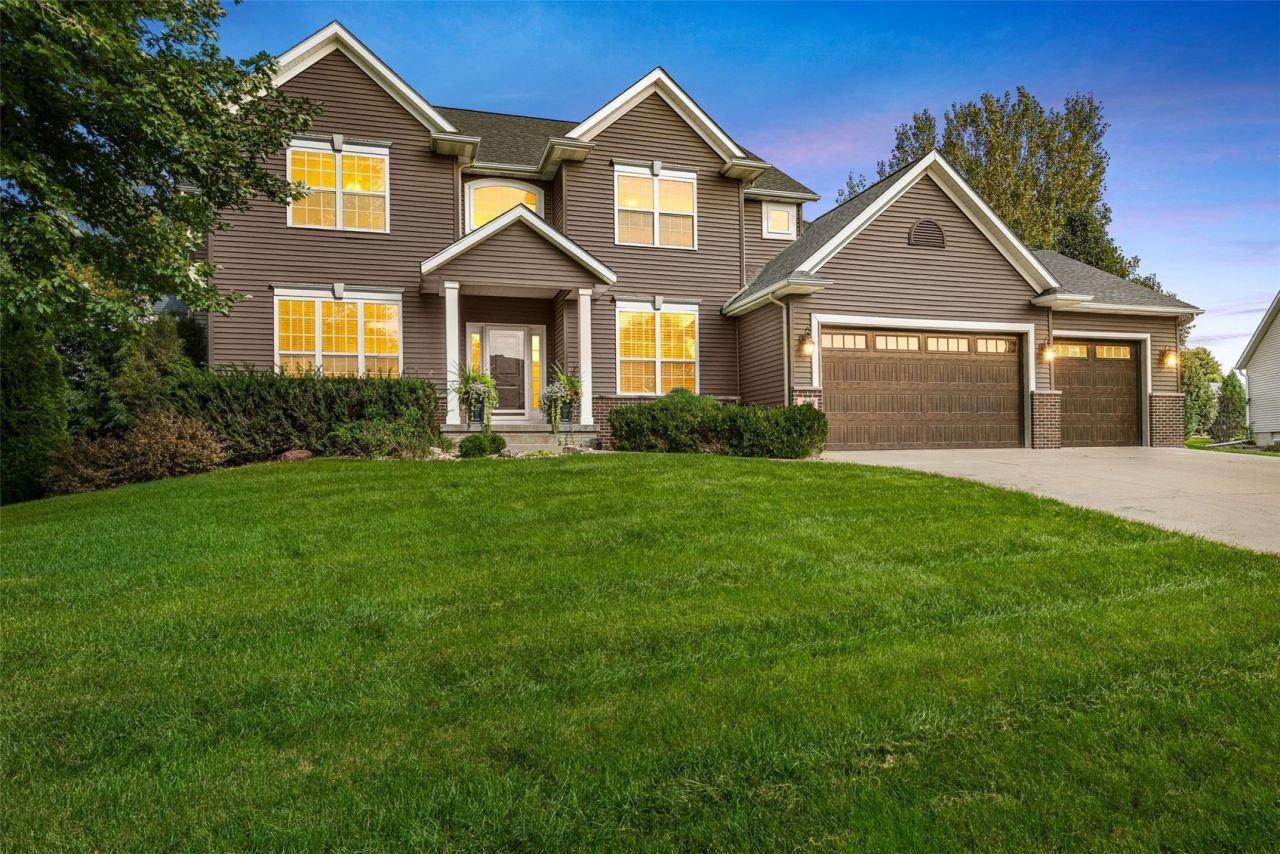 2350 Timber Creek Drive, Marion, IA 52302 Main Photo