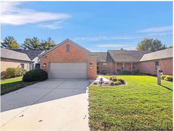 1608 N Lakeside Drive, Unit A, Champaign, IL 61821