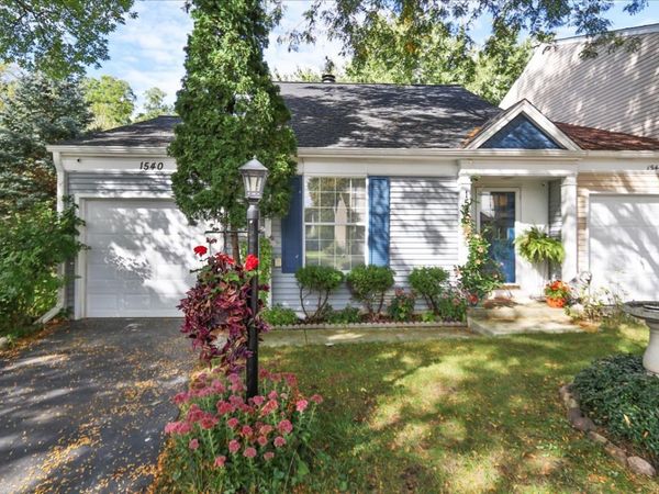 1540 N Broadmoor Court , Palatine, IL 60067