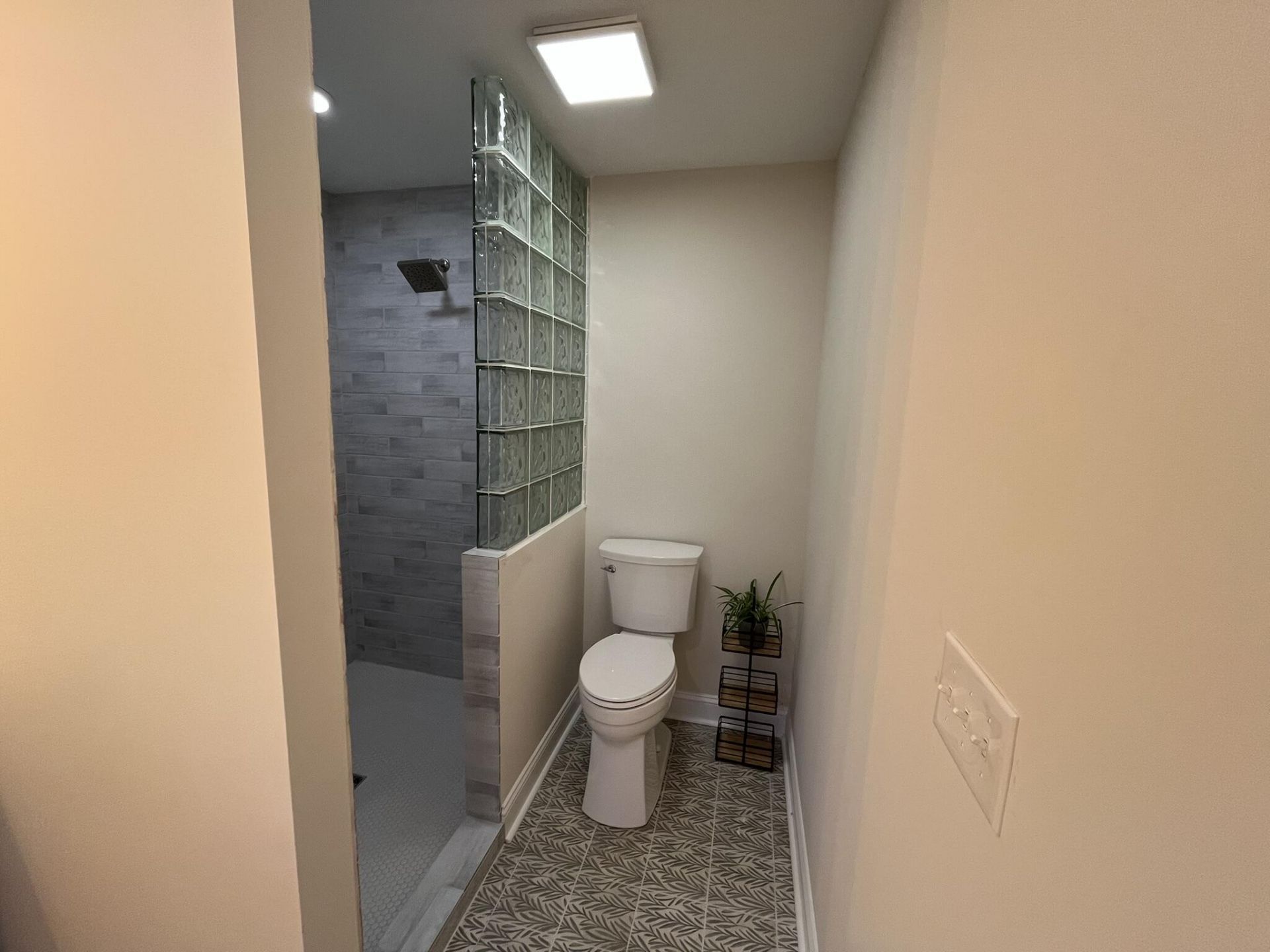 1038 Farmington Road Photo 19