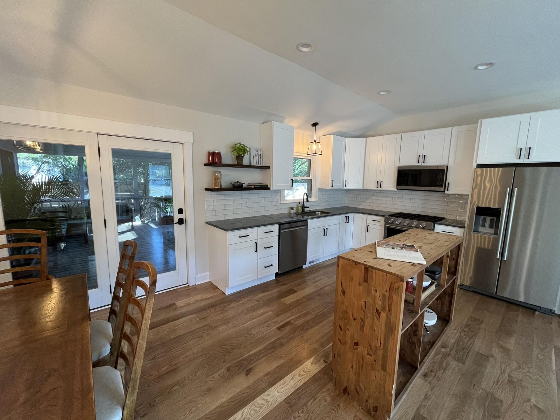 1038 Farmington Road Photo 22