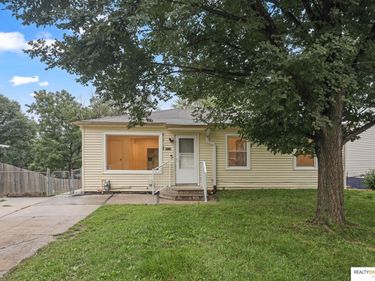 7515 Joseph Avenue, La Vista, NE 68128