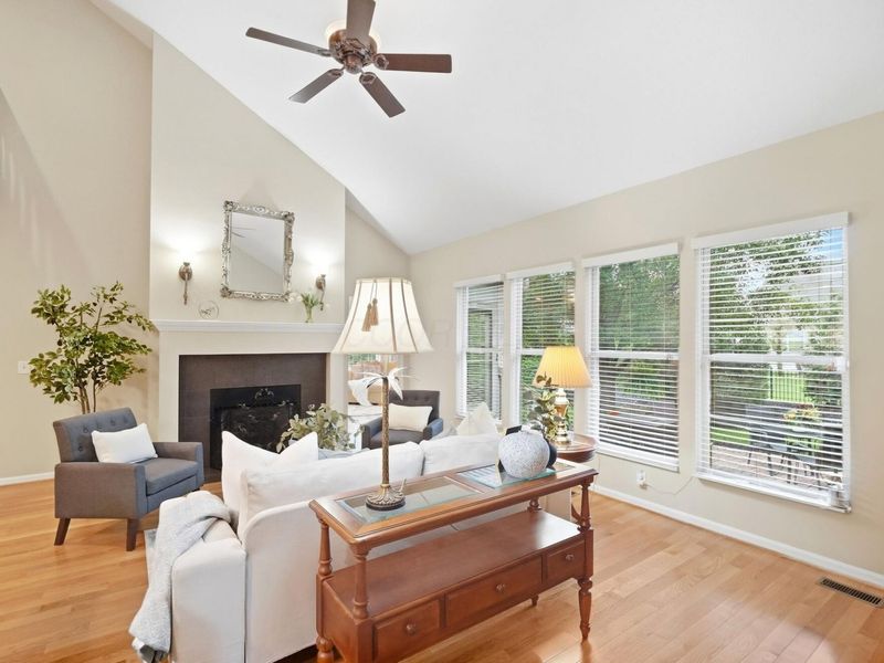 6392 Grassmere Drive, Westerville, OH 43082 Photo 5