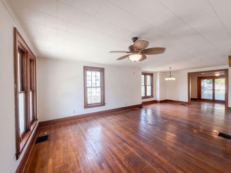 320 S High Street , Marion, OH 43302 Photo 3