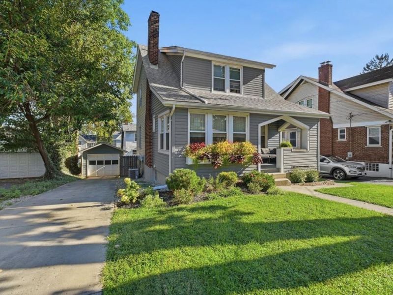 2542 Cypress Way, Cincinnati, OH 45212 Photo 2