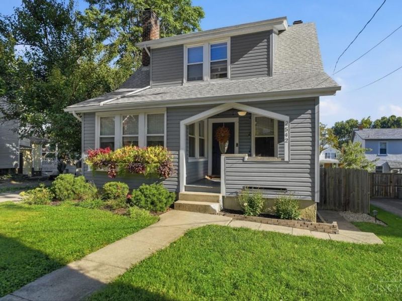 2542 Cypress Way, Cincinnati, OH 45212 Photo 3