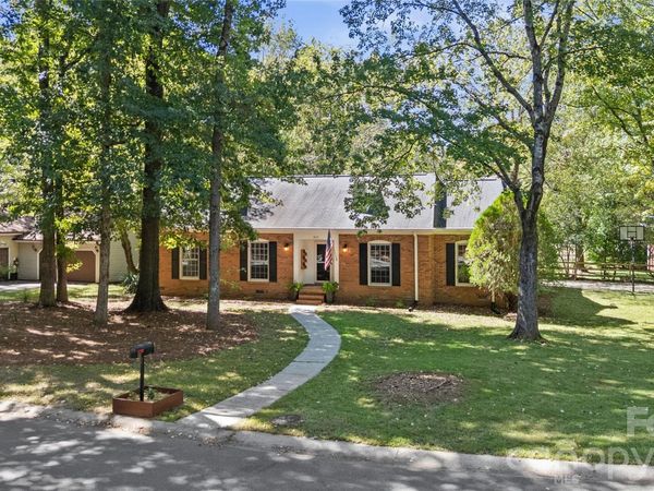 511 Morning Dale Road, Matthews, NC 28105
