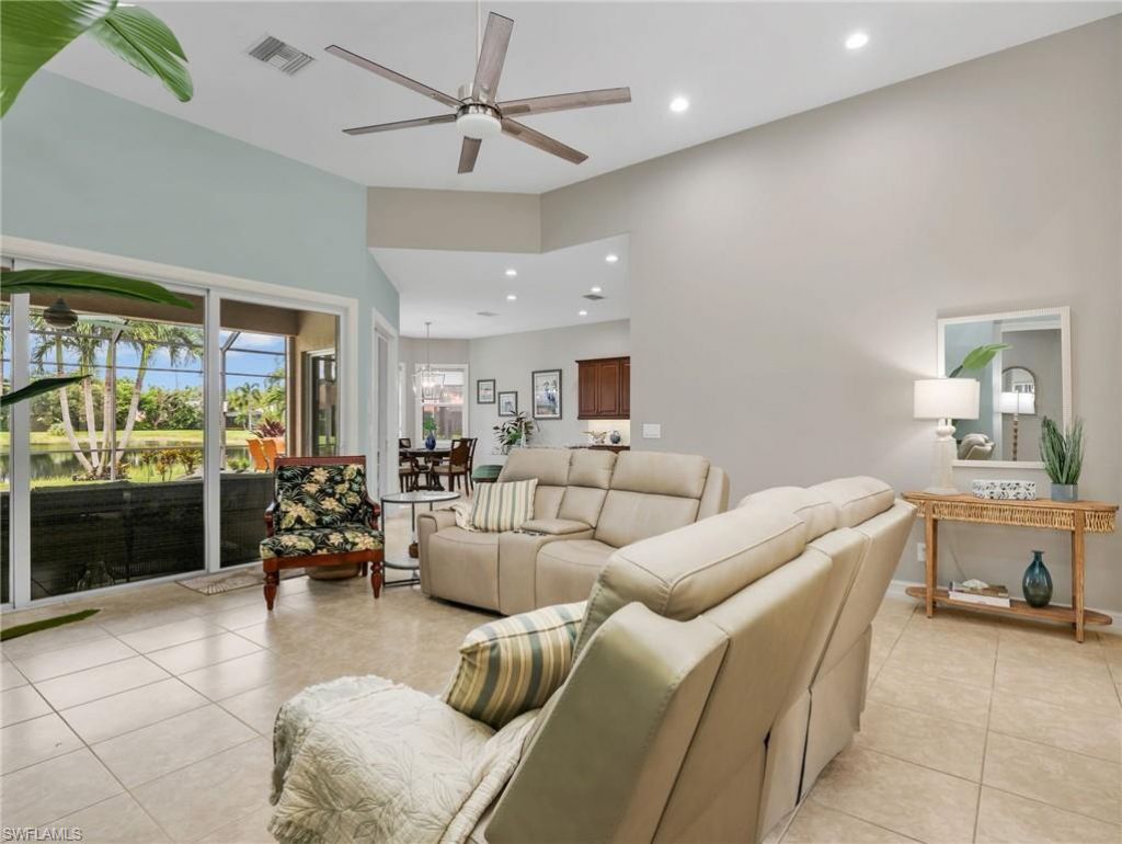 6097 Dogleg Dr , Naples, FL 34113 Photo