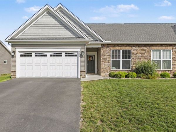 6005 Redfield Dr Drive , Farmington, NY 14425