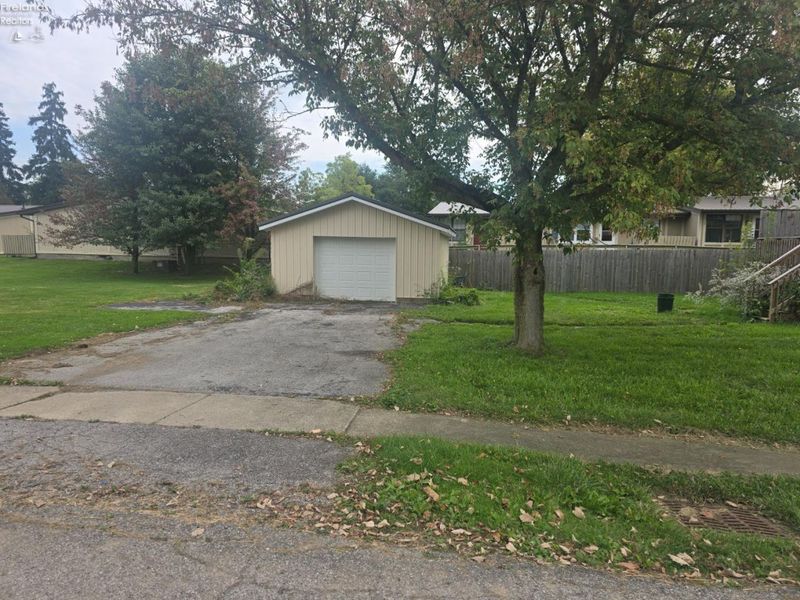113 3rd Street, New London, OH 44851 Photo 2