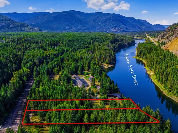 49 Hatchery RD , Clark Fork, ID 83811