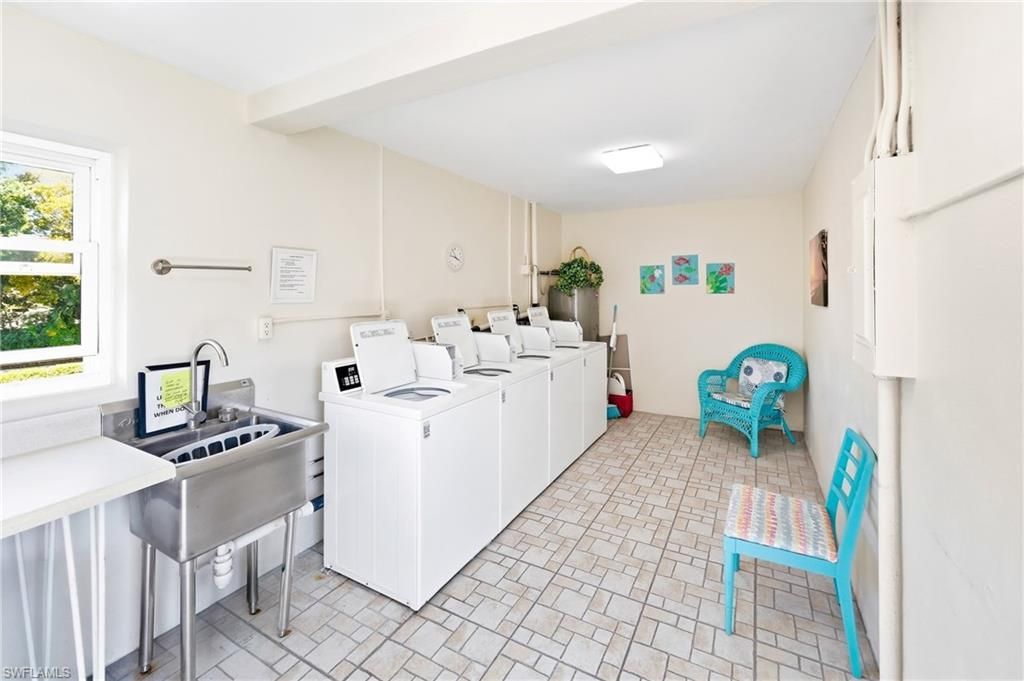 3150 Binnacle Dr , Unit 107, Naples, FL 34103 Photo