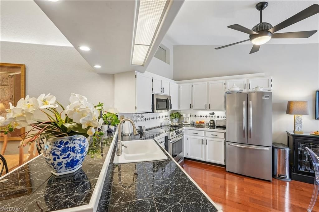 3755 Fieldstone Blvd, Unit 1206, Naples, FL 34109 Photo