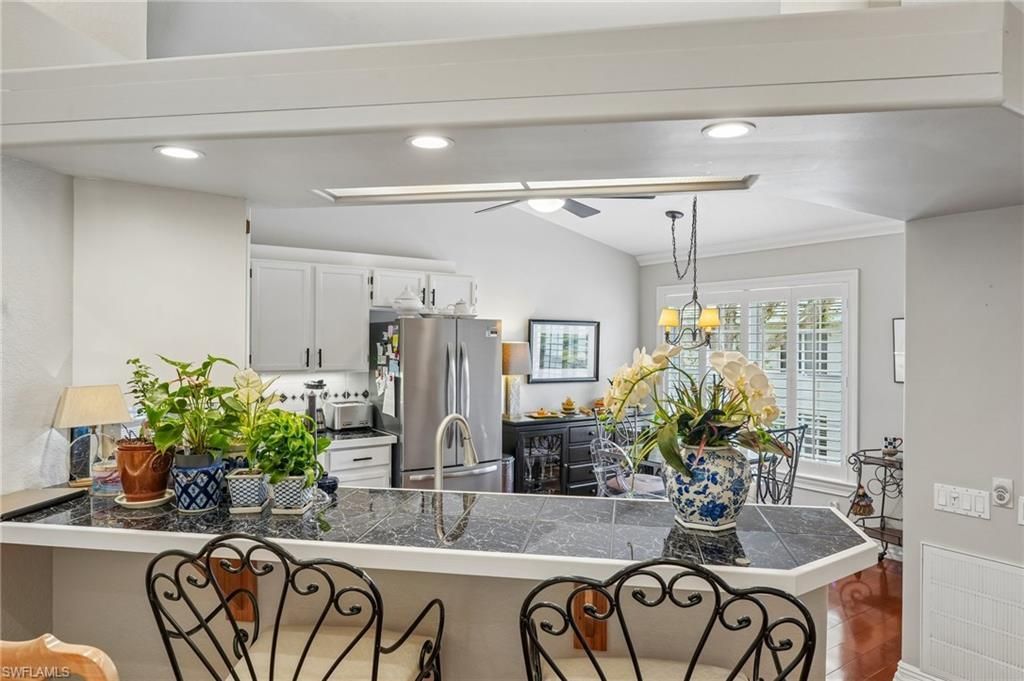 3755 Fieldstone Blvd, Unit 1206, Naples, FL 34109 Photo