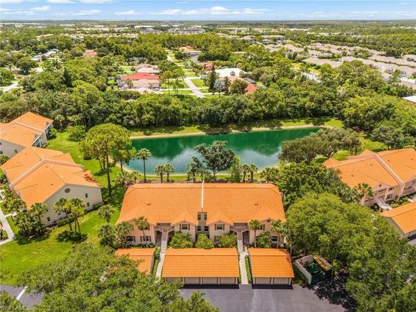 305 Robin Hood CIR , Unit 204, NAPLES, FL 34104