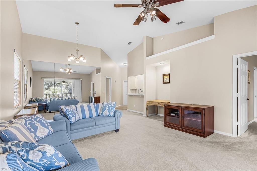 305 Robin Hood Cir , Unit 204, Naples, FL 34104 Photo