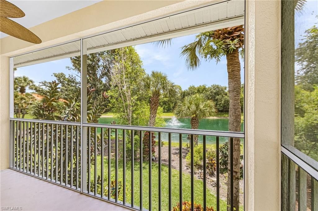 305 Robin Hood Cir , Unit 204, Naples, FL 34104 Photo
