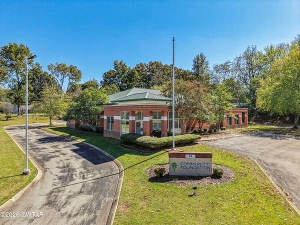 74 Directors Row, Jackson, TN 38305