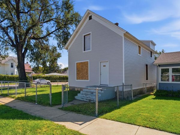 2837 Broadway Street, Blue Island, IL 60406