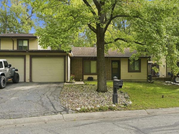 5066 Stellhorn Road, Fort Wayne, IN 46815