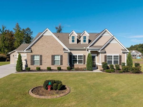 304 Benstone Drive NE, Calhoun, GA 30701