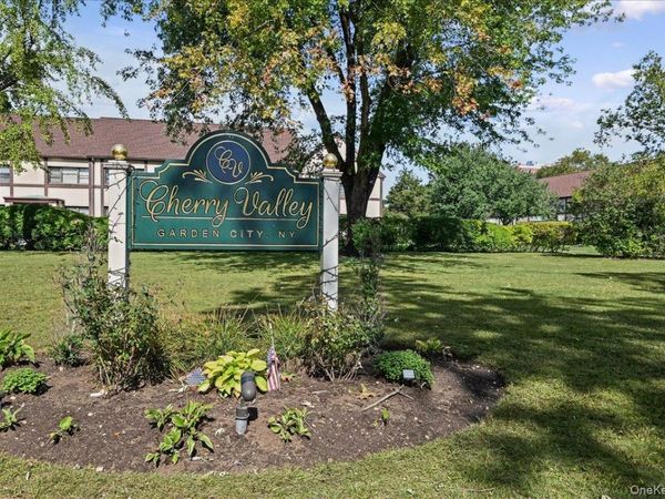 129 Fifteenth Street , Unit B1, Garden City, NY 11530