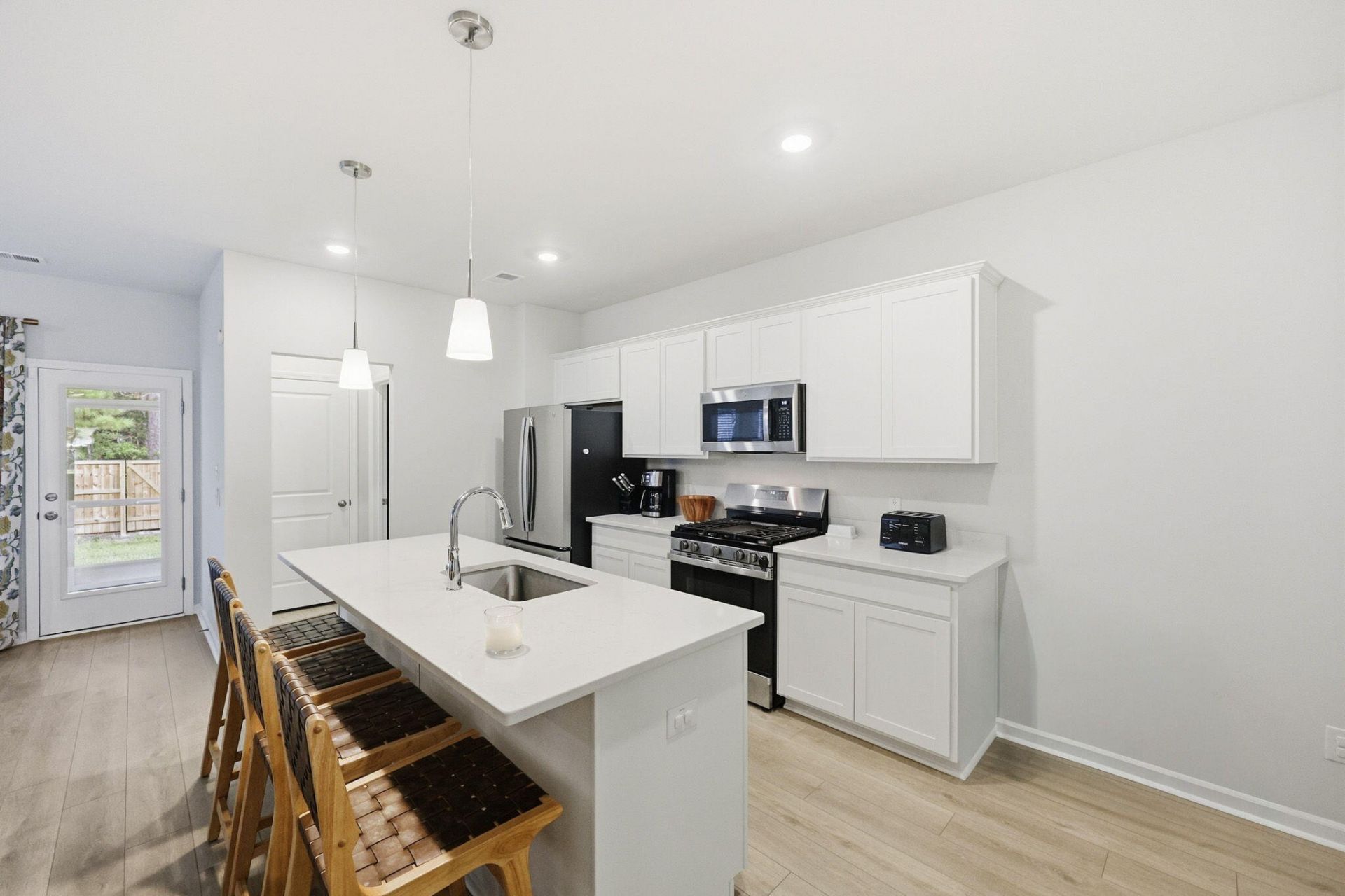 153 Casein Street Photo 10