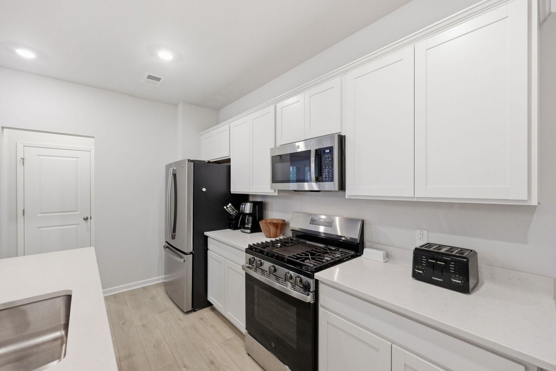 153 Casein Street Photo 12