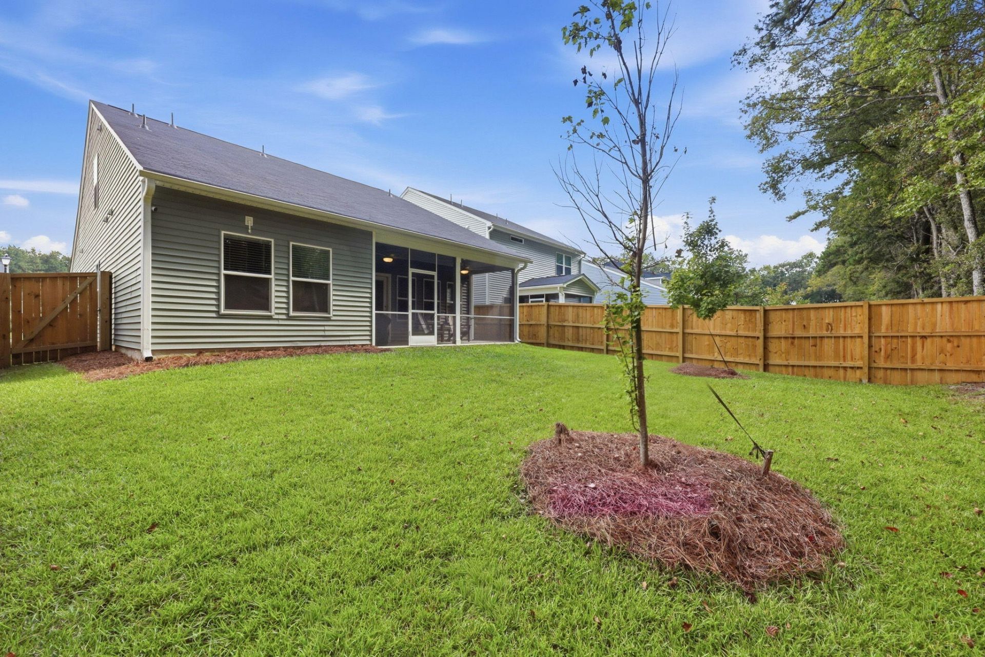 153 Casein Street Photo 46