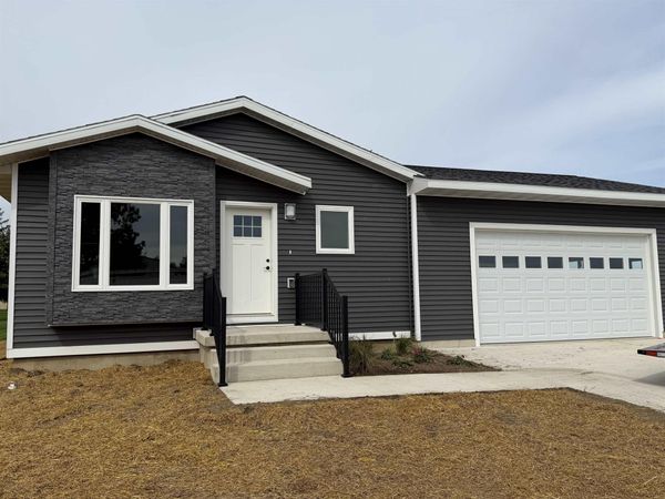 103 Third Street, Ossian, IA 52161