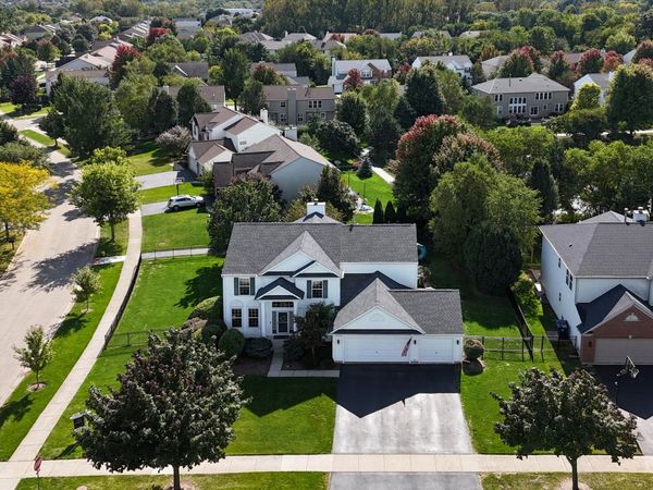 18767 W Chatham Way, Lake Villa, IL 60046
