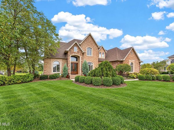 6140 Marys Glen Court , Findlay, OH 45840