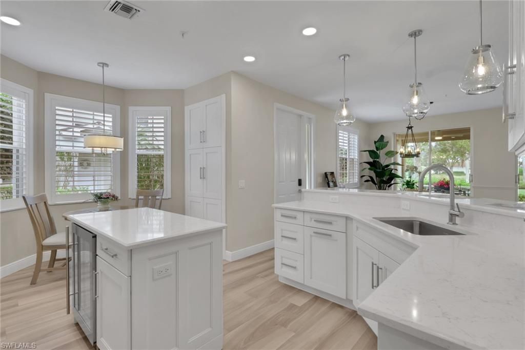 5015 Marina Cove Dr , Unit 101, Naples, FL 34112 Photo