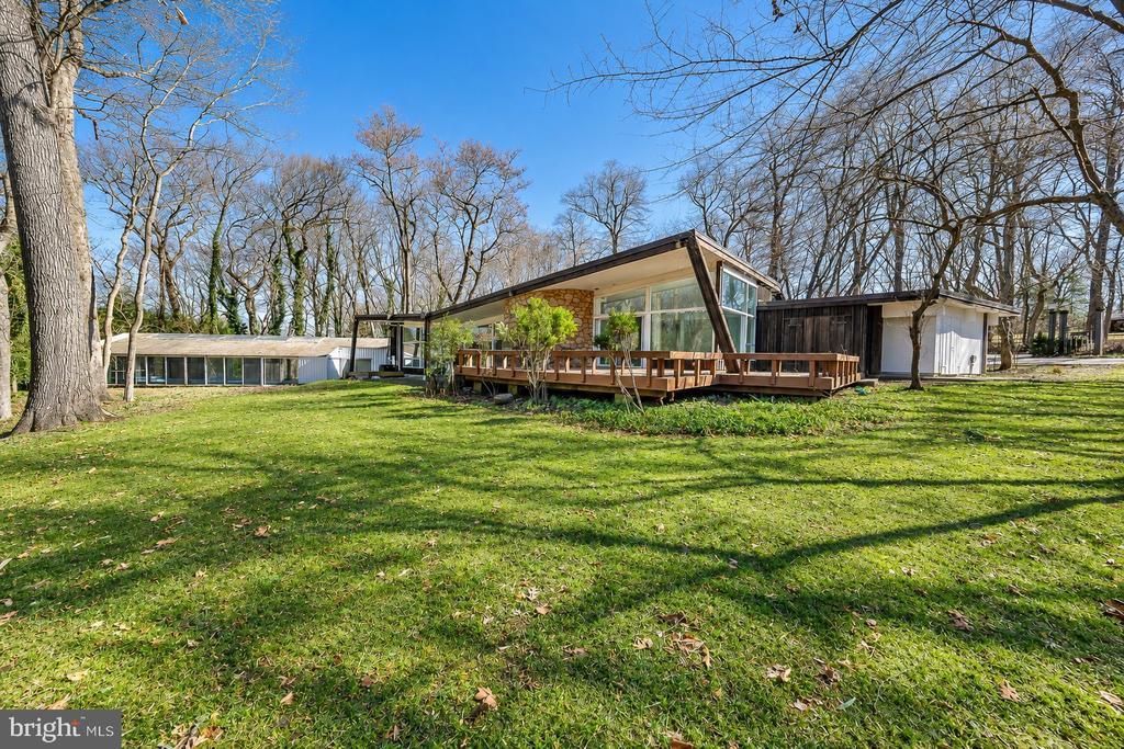 39 FAIRVIEW ROAD , PENN VALLEY, PA 19072