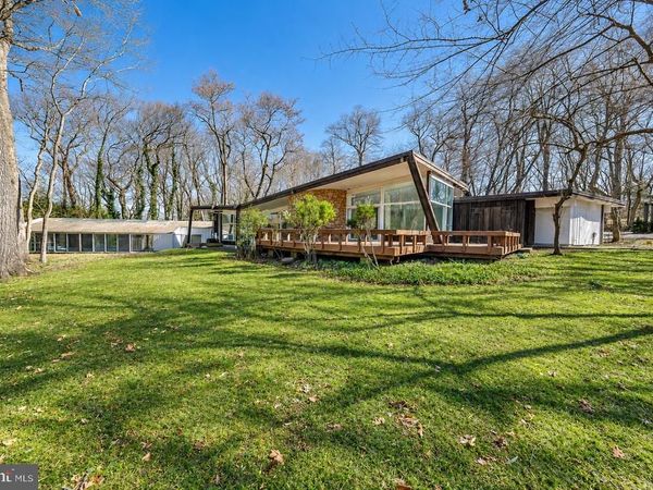 39 FAIRVIEW ROAD , PENN VALLEY, PA 19072