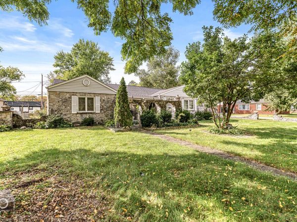 6080 Gifford Street , Indianapolis, IN 46228