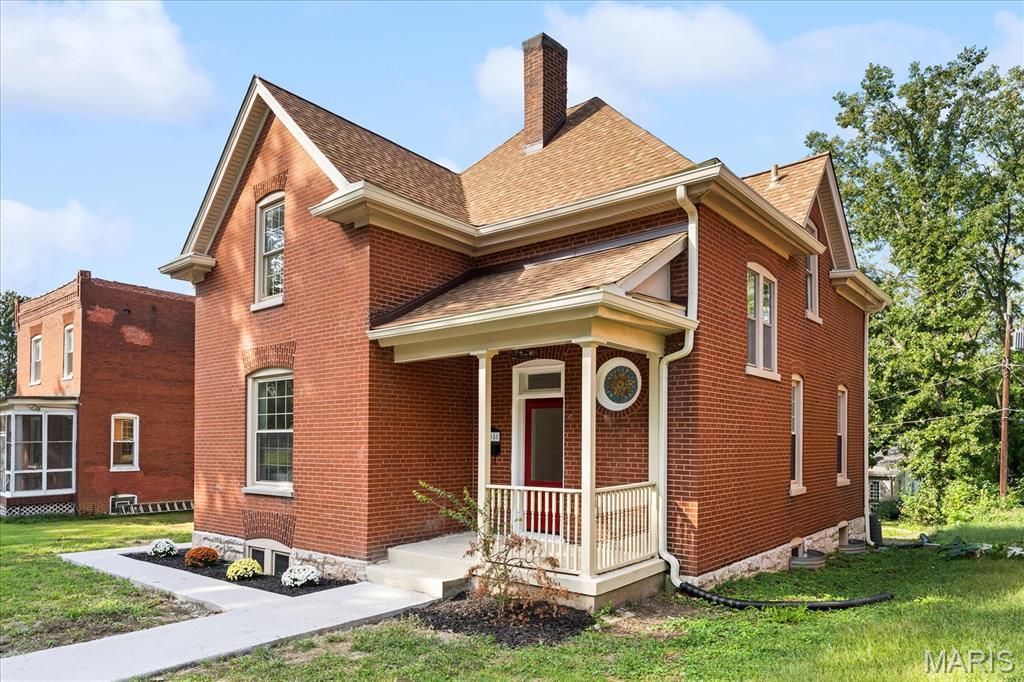 205 Voss Place , Belleville, IL 62220 Main Photo