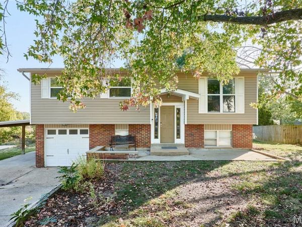 1093 Orchard Trail, Pevely, MO 63070