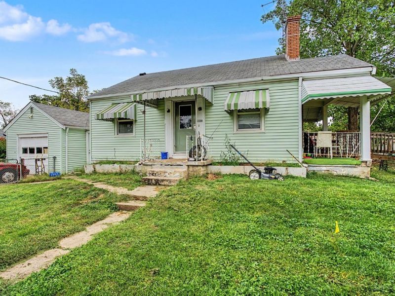 8802 Pine Road, Sycamore Township, OH 45242 Photo 3