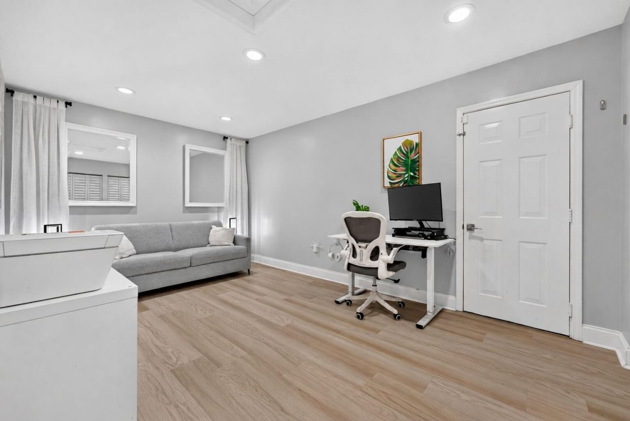 20564 SW 5th Street, Pembroke Pines, FL 33029 Photo