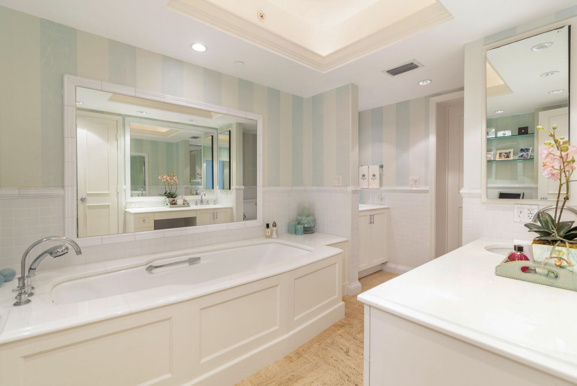 2660 S Ocean Boulevard, Unit 705N, Palm Beach, FL 33480 Photo