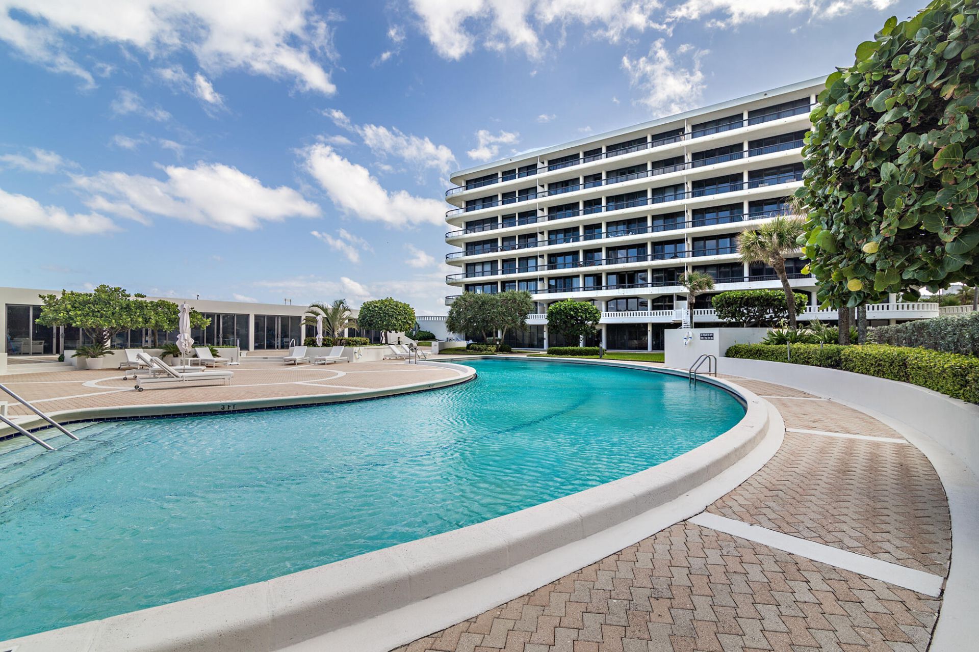 2660 S Ocean Boulevard, Unit 705N, Palm Beach, FL 33480 Photo