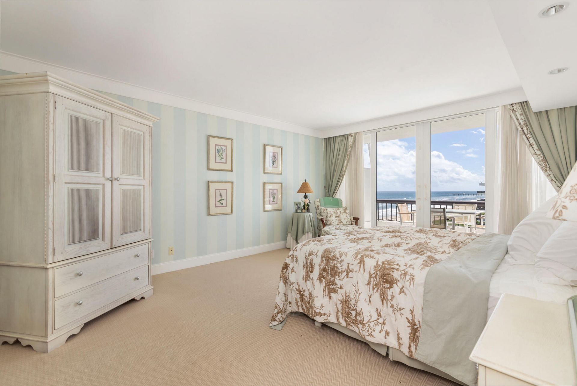 2660 S Ocean Boulevard, Unit 705N, Palm Beach, FL 33480 Photo