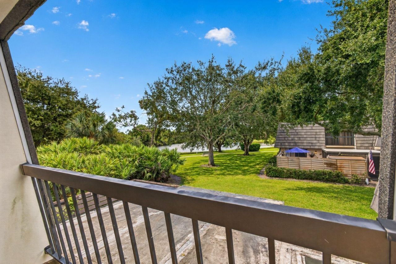 506 5th Terrace, Palm Beach Gardens, FL 33418 Photo