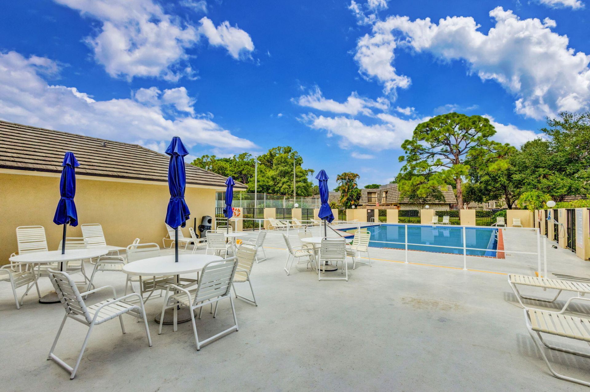 506 5th Terrace, Palm Beach Gardens, FL 33418 Photo