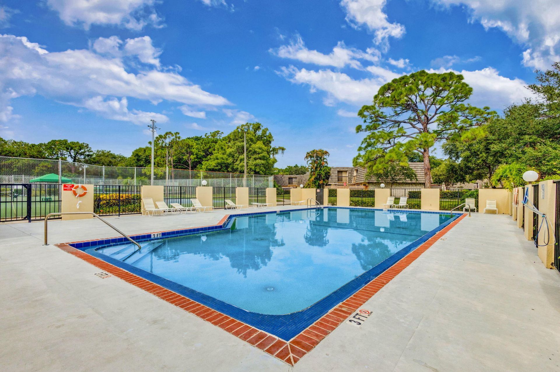 506 5th Terrace, Palm Beach Gardens, FL 33418 Photo