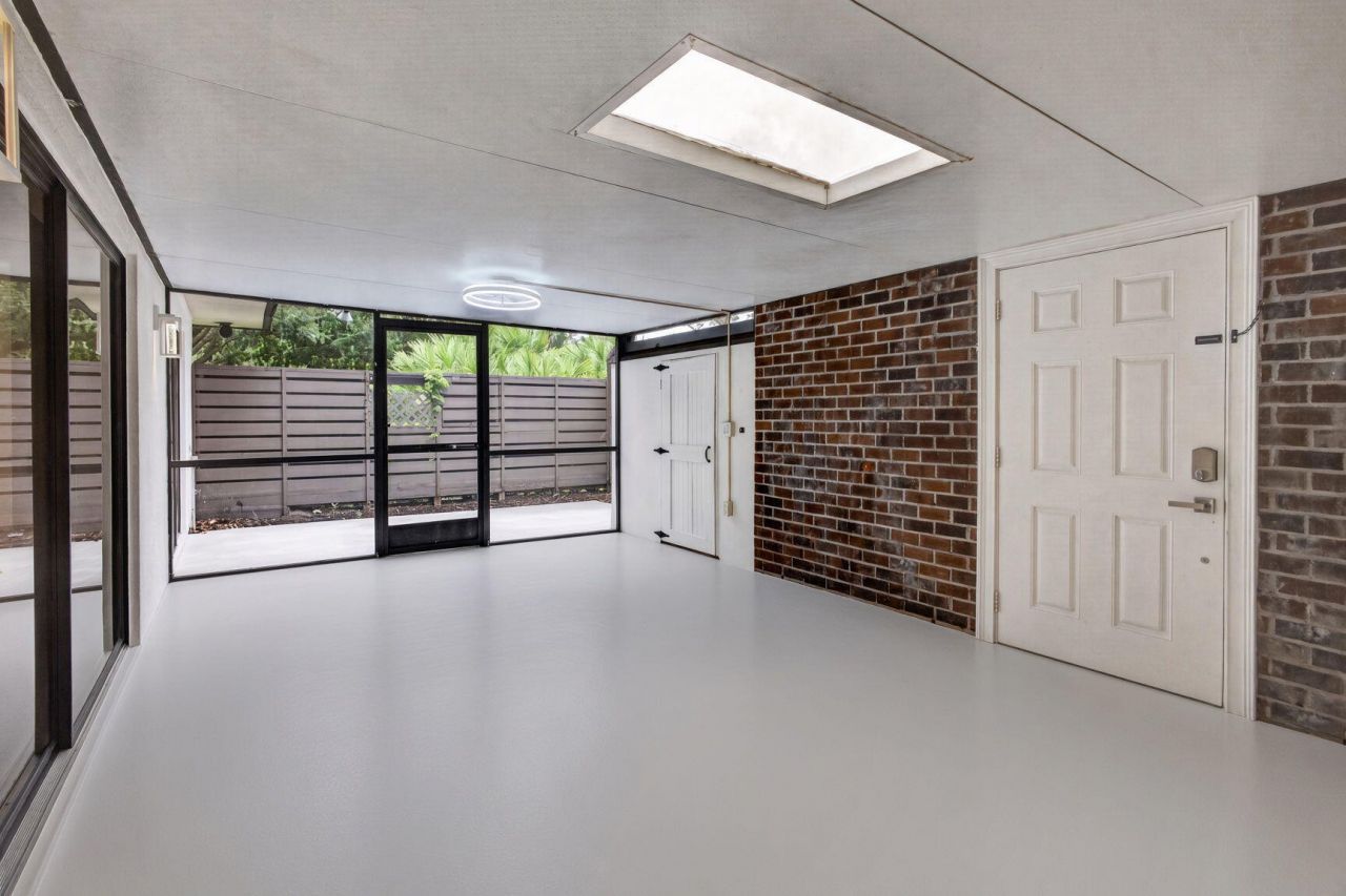 506 5th Terrace, Palm Beach Gardens, FL 33418 Photo